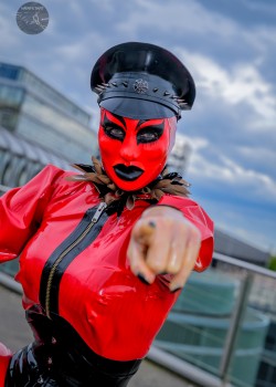 Rubberqueen Ana-Lucia - Dominas Braunschweig 1